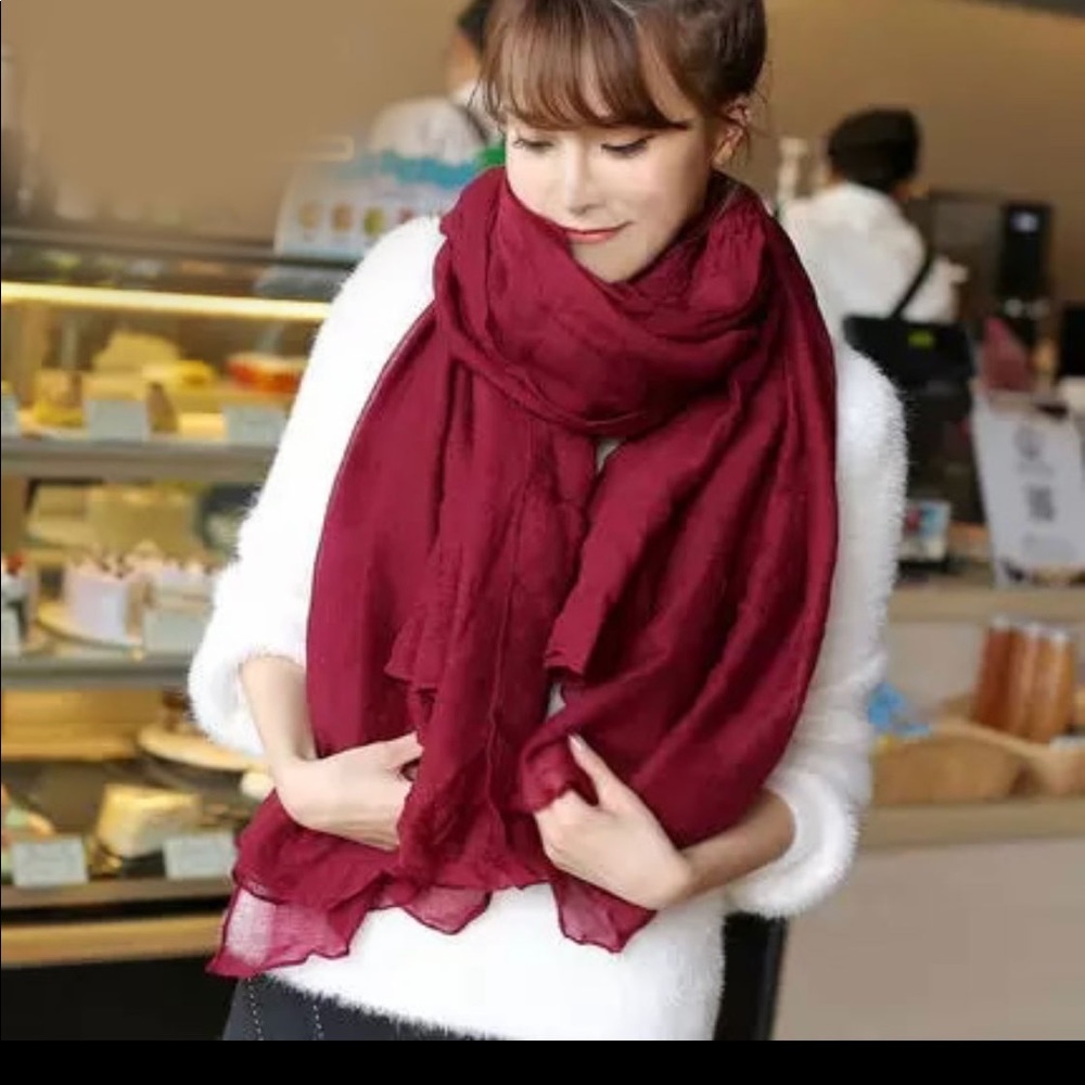 Trendy Winter Fashion Lightweight Scarf - Picture 4 of 7